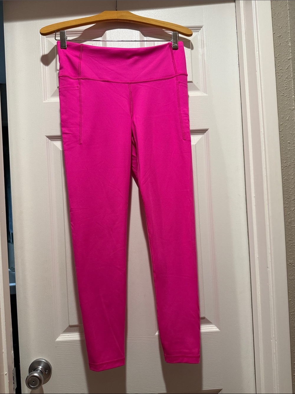 Gap Fit-Women's High-Waist Performance Leggings — Hot Pink